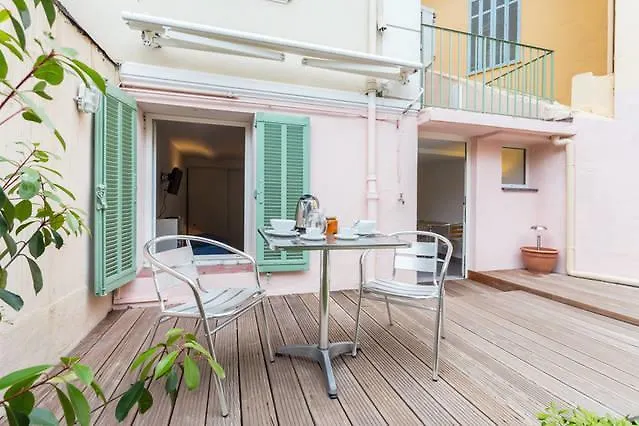 Daire Avec Jardin