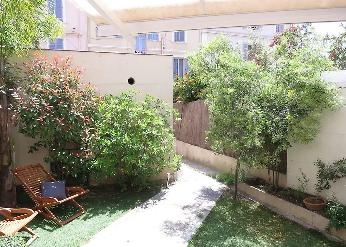 Daire Avec Jardin